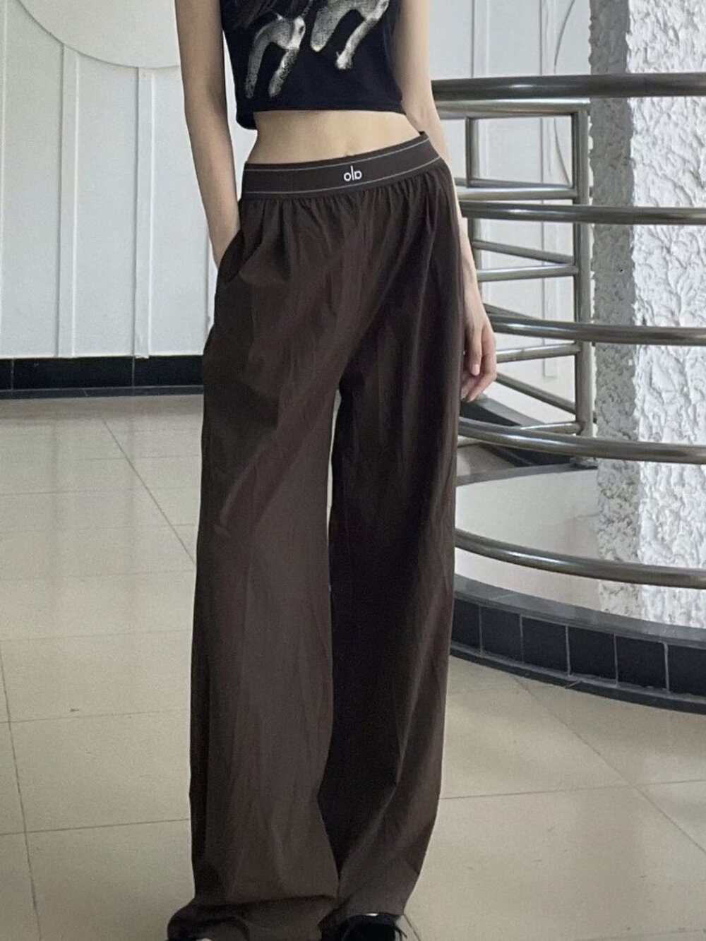 ALO Yoga Espresso Wide Leg Trouser Clean Girl Quiet Luxury Style (Regular)🏖😎